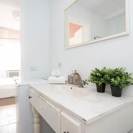 Classy 2 Bedroom In Center Διαμέρισμα *